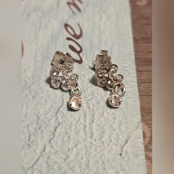 Vintage Avon Silver Tone Jewelry Set - Picture 6 of 8